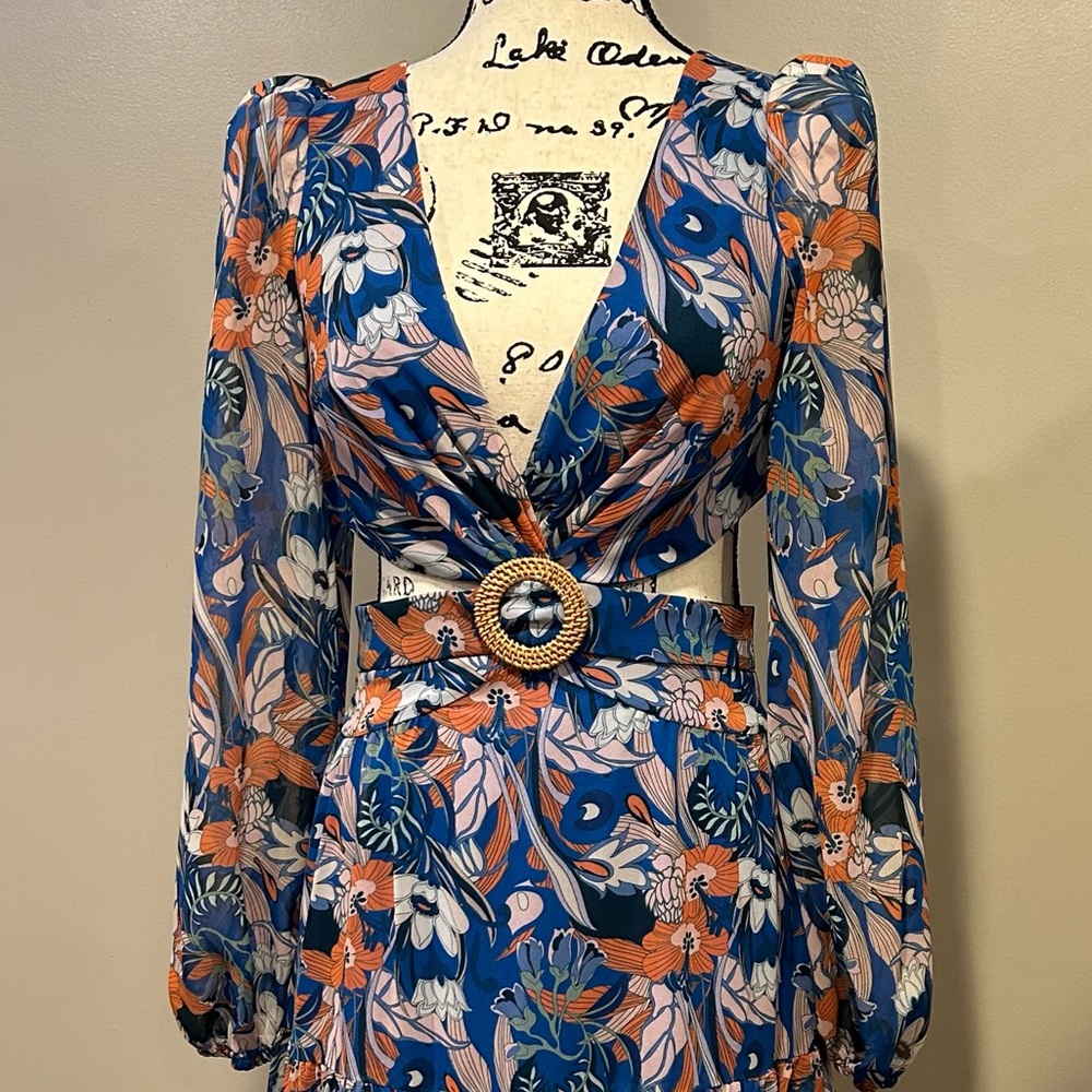 Gianni Bini Lillian Floral Print Deep V-Neck Cut-Out Tiered A-Line Dress - Picture 13 of 16